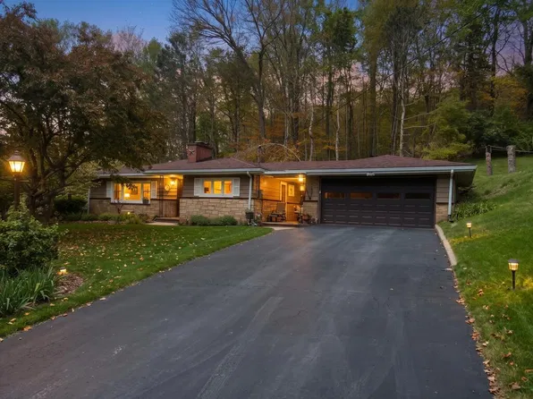 101 Freidhoff Ln, Johnstown, PA 15902
