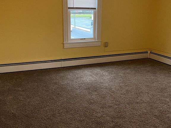 2nd image of 212 Maryland Ave APT C