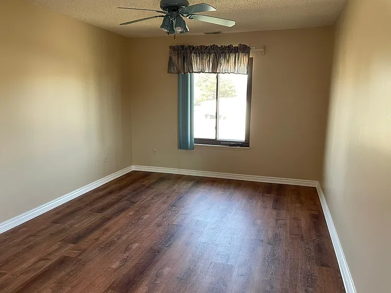 15153 Seagull Dr — Photo 9