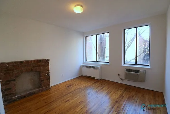 Rented by Property Link Mgmt, LLC | media 26