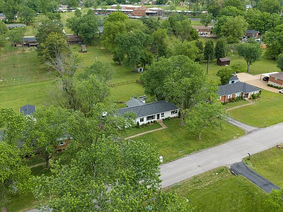5th image of 2320 Ridgeland Dr