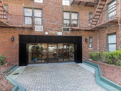 2165 Matthews Ave APT 4A, Bronx, NY, 10462