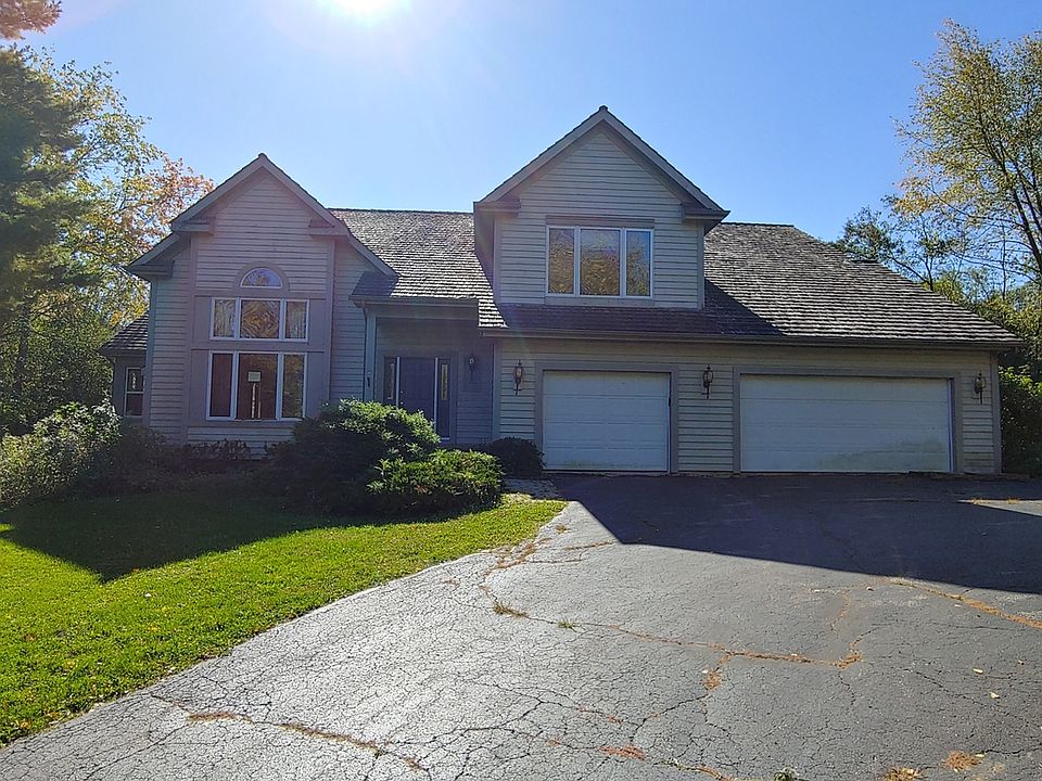 1st image of 16601 W Old Orchard Dr