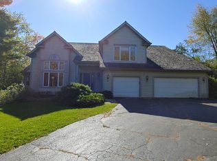 16601 W Old Orchard Dr, Wadsworth, IL 60083