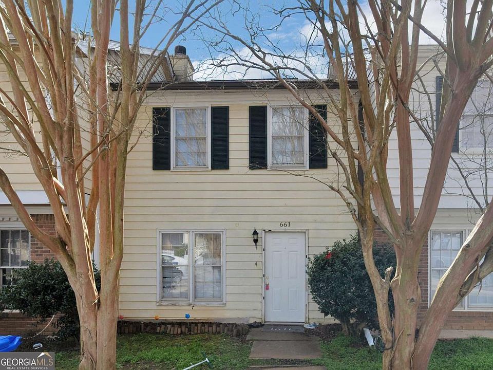 1st image of 661 Browning Ln SE