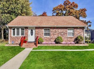 9024 Taylor St, Upper Marlboro, MD 20774