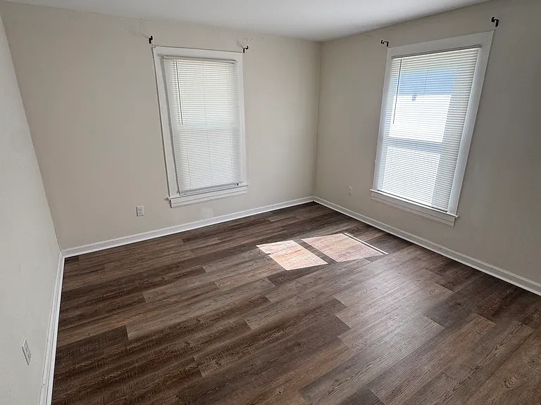 102 Sunview Ave — Photo 10