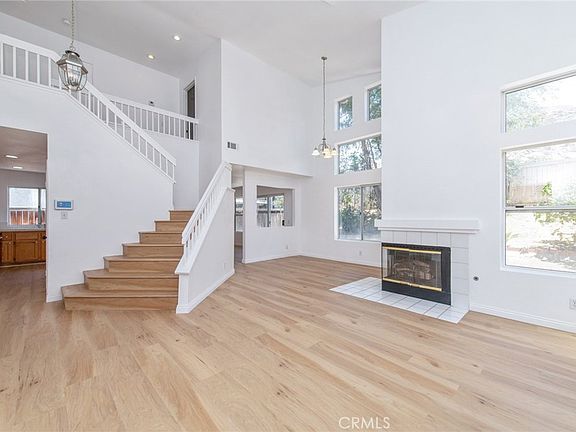 5th image of 1107 Mirada Dr