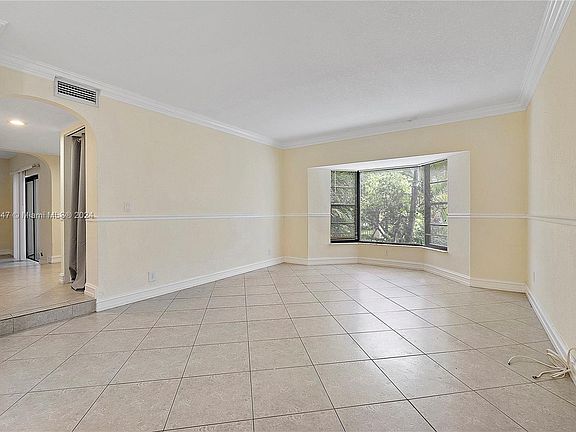 4th image of 2738 S University Dr APT 15B