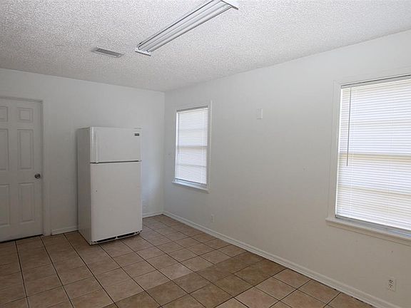 5th image of 1721 Wayside Dr