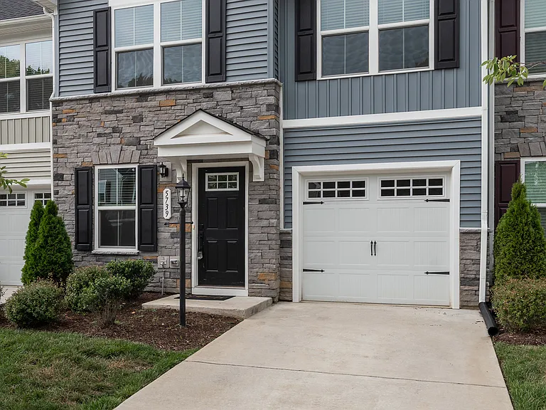 5739 Addison Gate Dr — Photo 47
