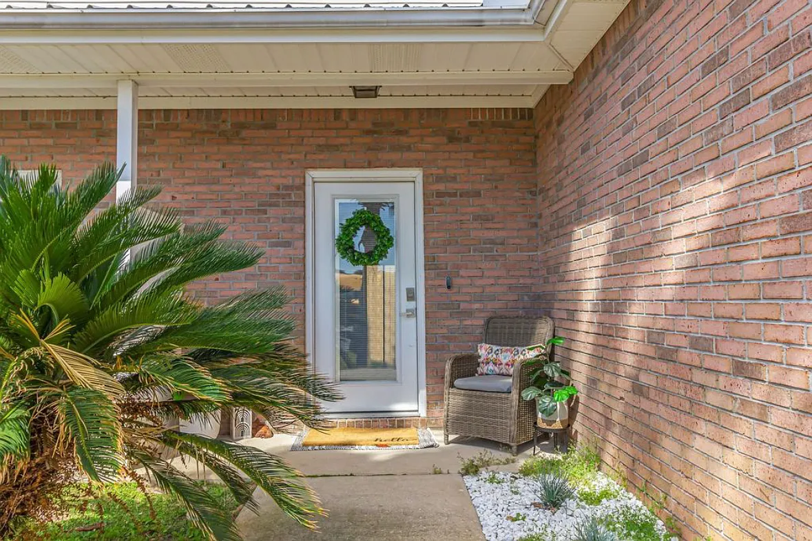 3 bed, 2.5 bath, 1440 sqft, $2,250 — Photo 3