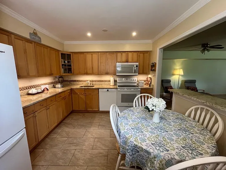 4520 Conwell Dr — Photo 8