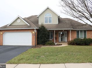 225 W Walter Ave, Greencastle, PA
