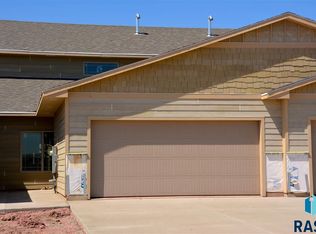 4403 Townsley Pl, Sioux Falls, SD 57108
