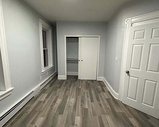 4th image of 178 Clarence St APT 2