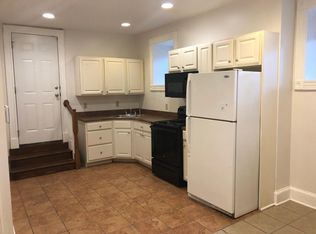 2132 N Calvert St APT 4, Baltimore, MD 21218