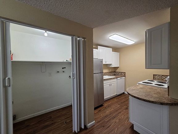 5th image of 404 Belle Ave #2