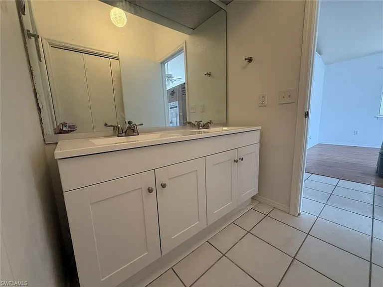 27501 Playa Del Rey Ln #503 — Photo 8