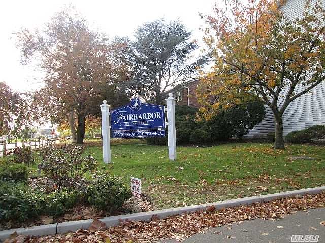 1st image of 52 Fairharbor Dr