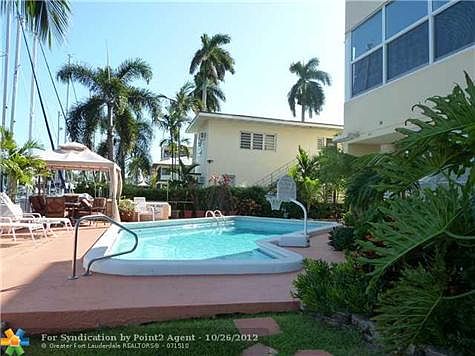 3rd image of 40 Isle Of Venice Dr APT 7