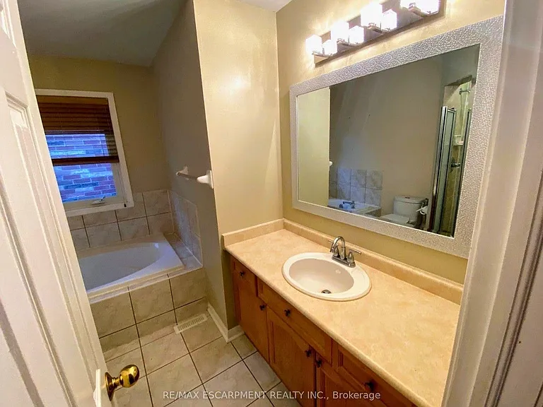 3824 Milkwood Cres — Photo 14