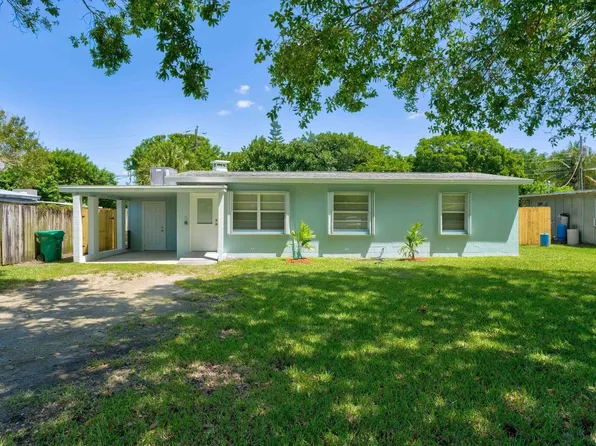 2206 Elizabeth Ave, Fort Pierce, FL 34982