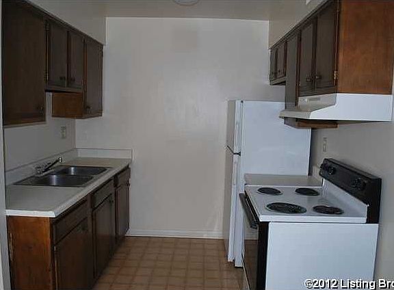 4th image of 4215 Wallingford Ln