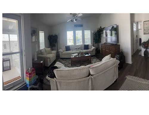 552 Fleetwood St Photo 1
