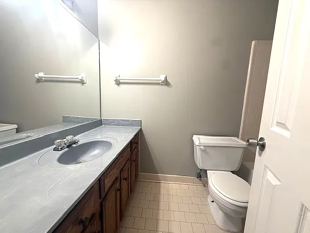 4230 Cedartree Dr — Photo 3