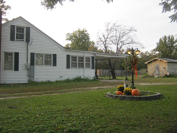 4th image of 310 W Williamson St
