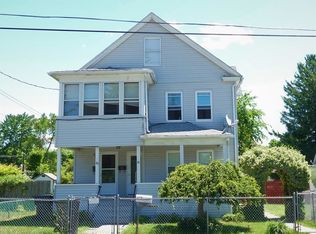41 Crown St, Westfield, MA 01085