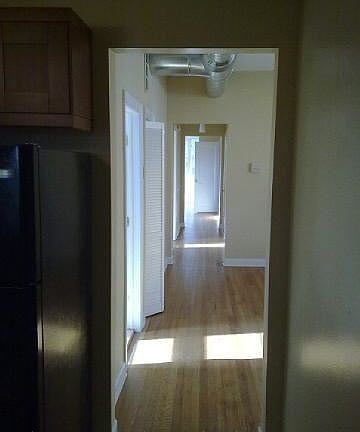4th image of 1827 W Evergreen Ave #11906724