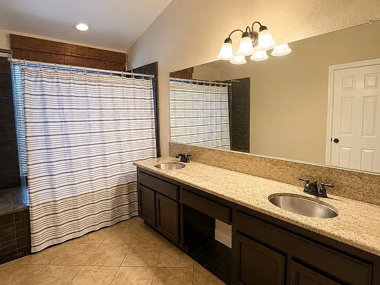 742 Rambleton Dr — Photo 21