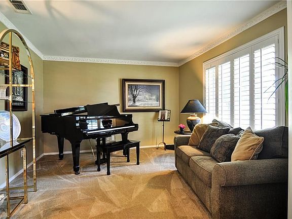2nd image of 7231 Hillwood Ln