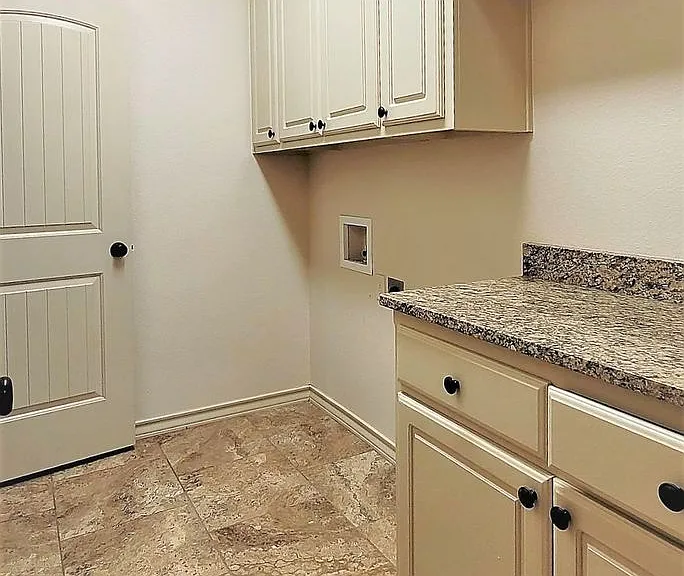 5234 Kemper St — Photo 21