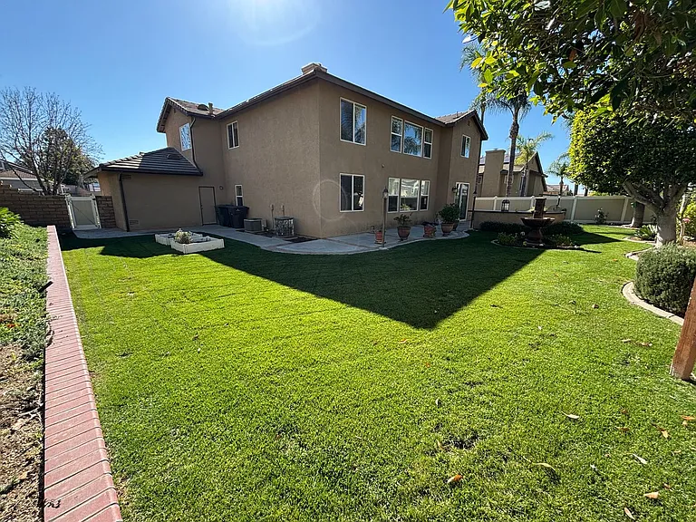 1163 Via Vista Dr — Photo 48