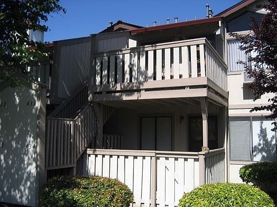 2nd image of 436 Coyote Creek Cir