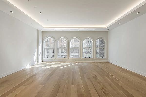 1st image of 242 5th Ave #4