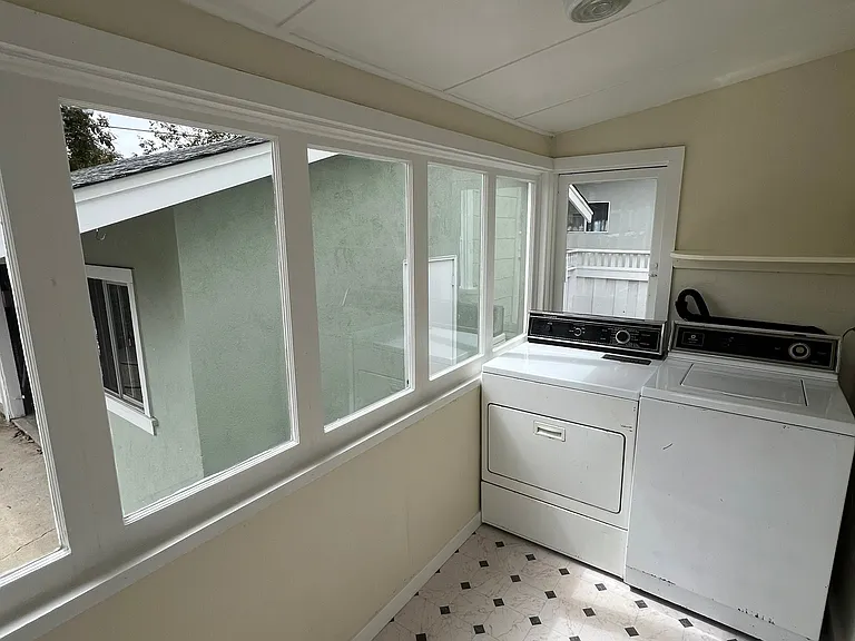 647 Fresno Ave — Photo 13