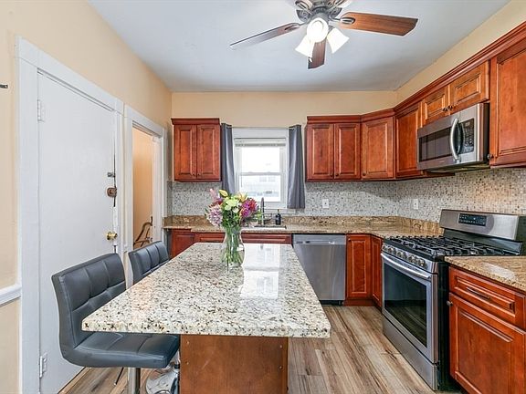 3rd image of 187 Highland St