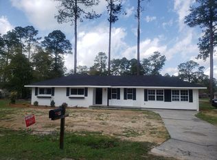90 Ricardo St, Baxley, GA 31513