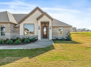 1064 Uplift Dr, Weatherford, TX 76087