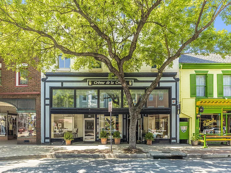205 N Market St — Photo 46