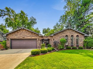 1205 N Dryden Ave, Arlington Heights, IL