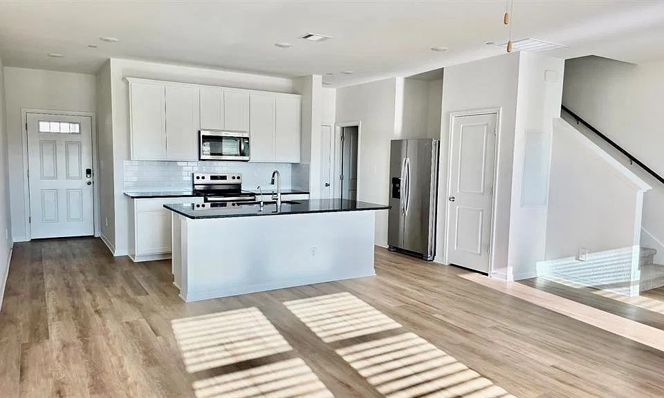 1850 Settlers Glen Dr #303