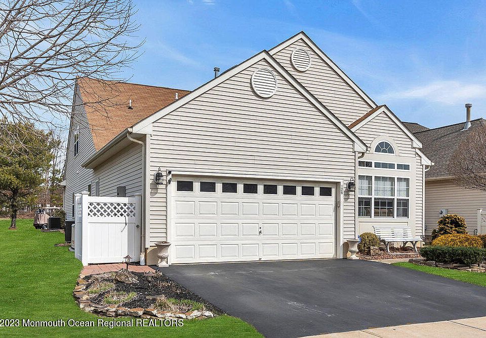 1st image of 125 Belvedere Drive N