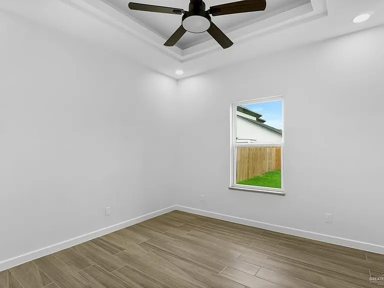 2917 Arboledas Dr — Photo 8