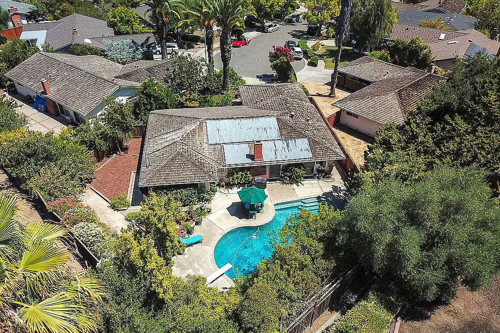 21614 La Playa Ct photo 1