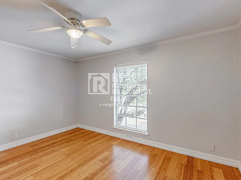 5220 Fleetwood Oaks Ave #210 — Photo 27